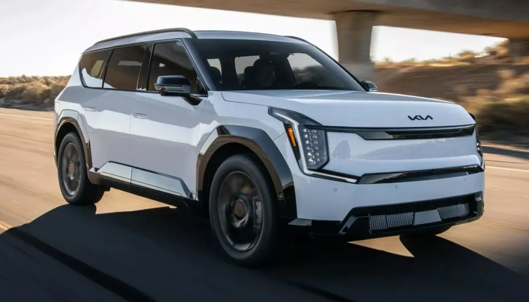 Powerful Boost for EV Industry: Imported Electric Cars To Attract Only 15% Tax…